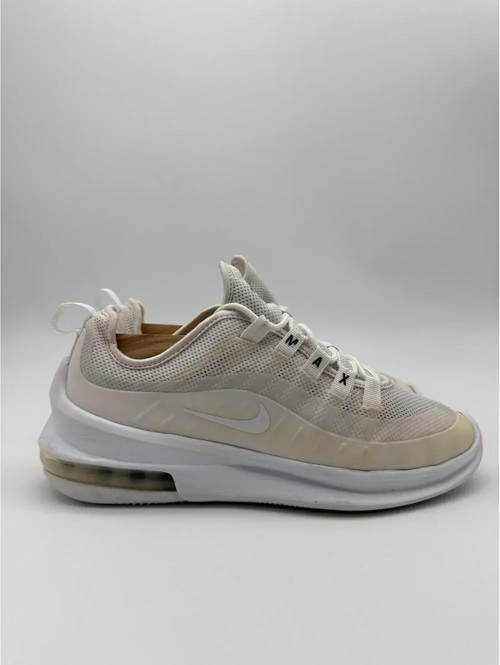 Nike Women’s Air Max 720 Mesh Athletic Shoes White Cream